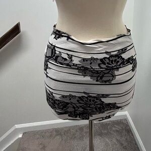 Wet Seal Black and White Floral Mini Skirt Y2K